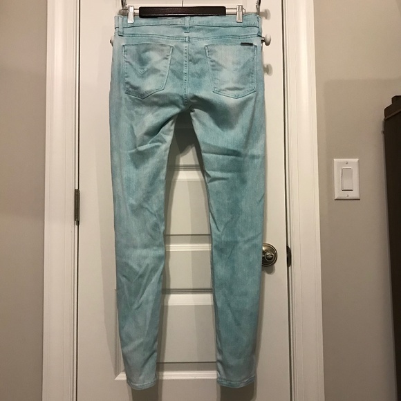 Hudson Krista super skinny light blue pastel wash 5 pocket jeans (size 29) - Picture 3 of 16